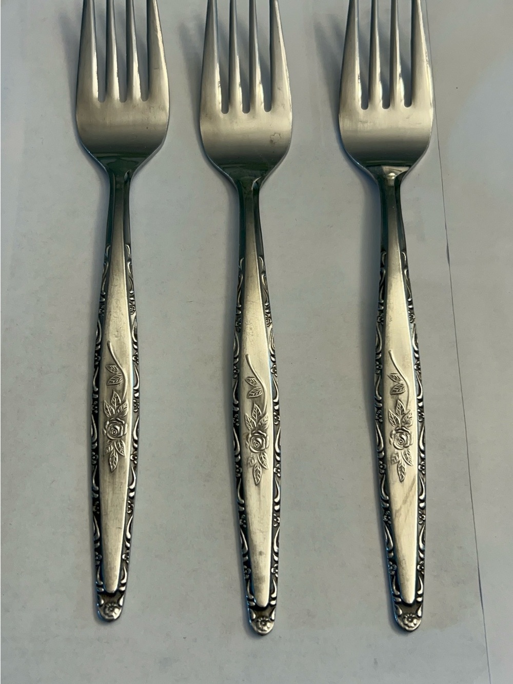 Vintage Stylecraft T&N SYF2 Single Rose Pattern Forks-Japan (Set of 3)
